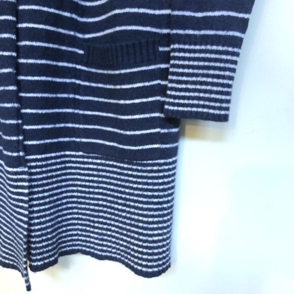 Splendid Wool Blend Cardigan Sweater Needle Stripe in Navy & Natural XS - Picture 4 of 8